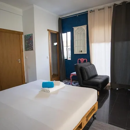 Modern & Recycled * Machico (Madeira)