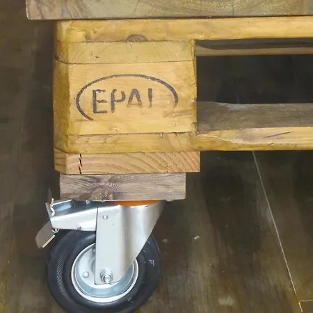 Hostel Modern & Recycled