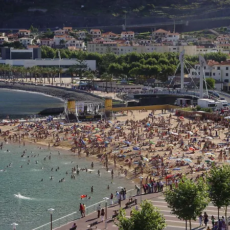 Hostel Modern & Recycled Machico (Madeira)