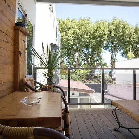 Albergue Modern & Recycled