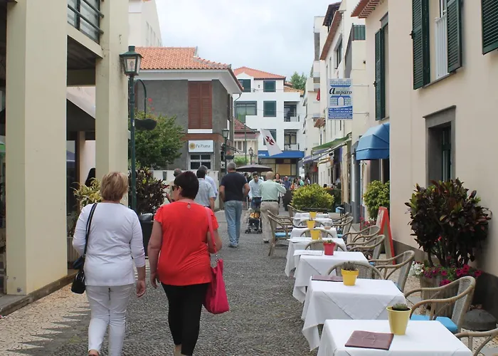 ホステル Modern & Recycled