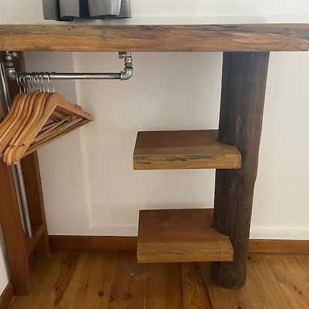 호스텔 Modern & Recycled 마치코