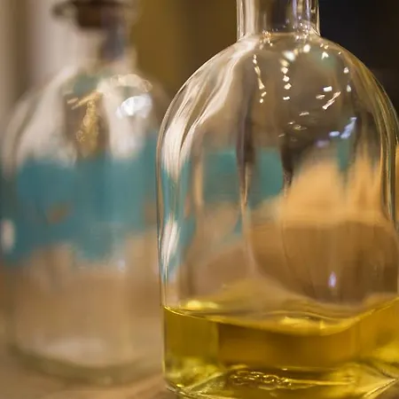 Modern & Recycled 호스텔 *