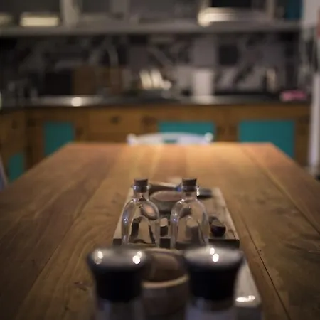 호스텔 Modern & Recycled *