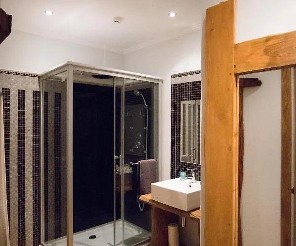 Modern & Recycled Machico (Madeira)