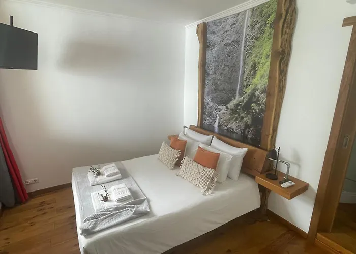 Modern & Recycled * Machico (Madeira)